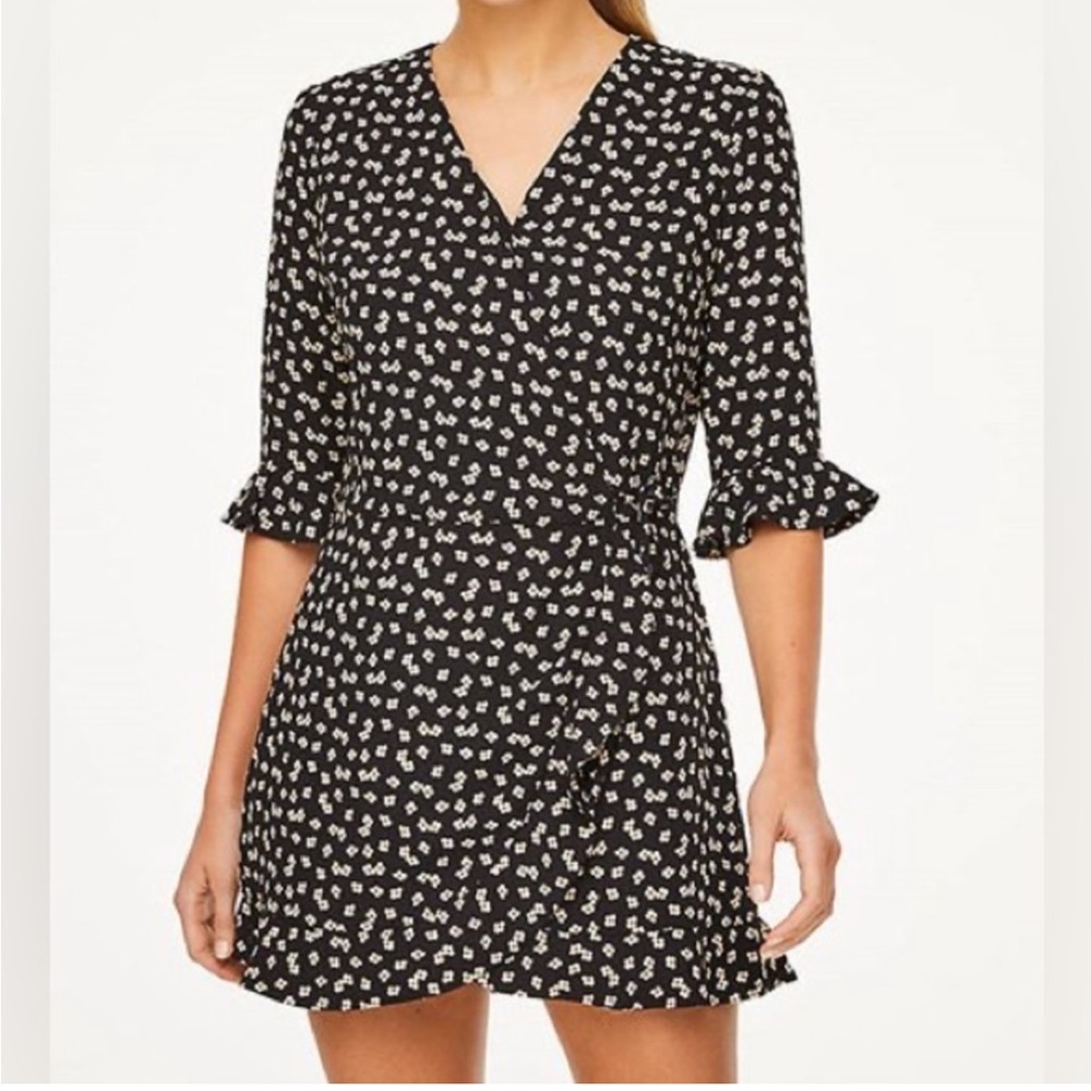 LOFT black villa ditsy floral skirted romper wrap dress - size 0